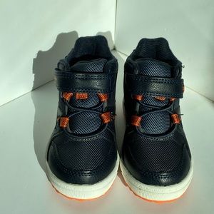 Toddler Blue OshKosh B’gosh ankle boots size 6